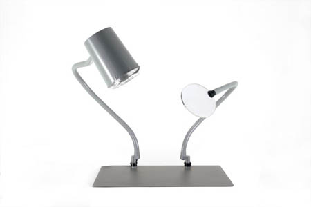 Task Lamp with 2x Magnifies on 24 Flex Arm on a Steel Base